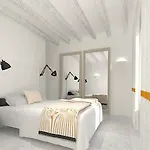 Colours Of Mykonos Luxury Residences & Psarou (Mykonos)