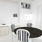 Colours Of Mykonos Luxury Residences & Apart Otel
