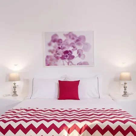 Апарт-отель Colours Of Mykonos Luxury Residences & Псароу