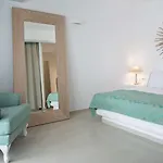 Colours Of Mykonos Luxury Residences & Hotel apartamentowy