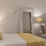 Colours Of Mykonos Luxury Residences & 4* Psarrou