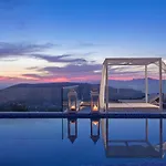 Hotel apartamentowy Colours Of Mykonos Luxury Residences &