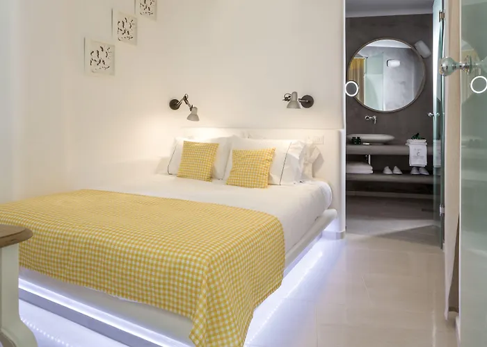 Colours Of Mykonos Luxury Residences & Псароу