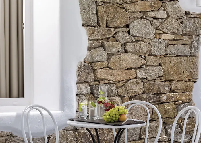 Colours Of Mykonos Luxury Residences & Апарт-отель Псароу