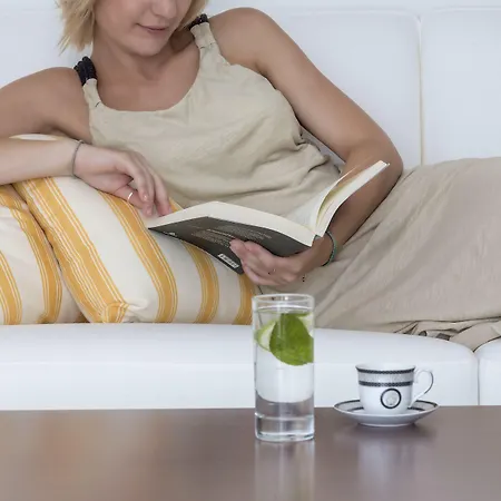 Colours Of Mykonos Luxury Residences & 프사로우