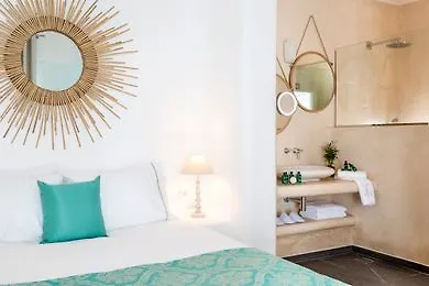 Colours Of Mykonos Luxury Residences & 아파트호텔